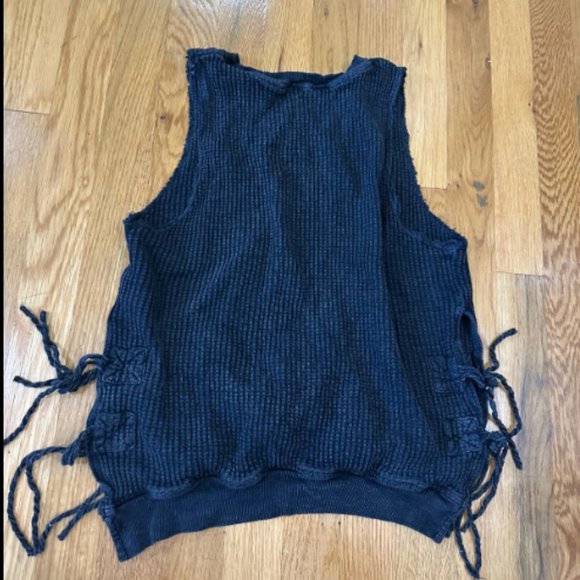 Free People 'One' Cropped Side Tie Top - Picture 4 of 4